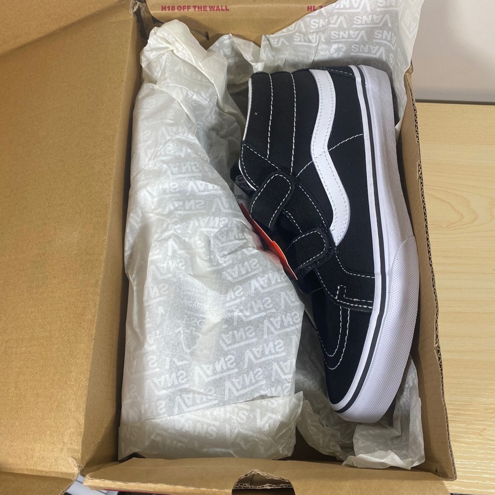 NEW Vans Sk8-Mid Reissue V Black True White Kids 5.5 Junior VN0A4UI56BT NIB - Picture 8 of 10